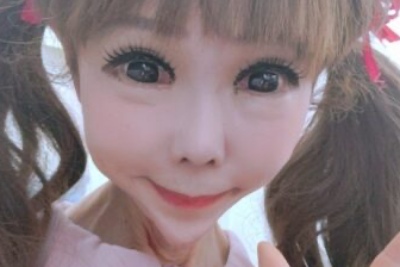 恵中瞳の加工後の顔画像
